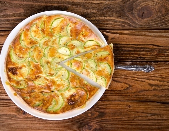 Кабачковый пирог-перевертыш без теста: Юлия Высоцкая поделилась оригинальным рецептом