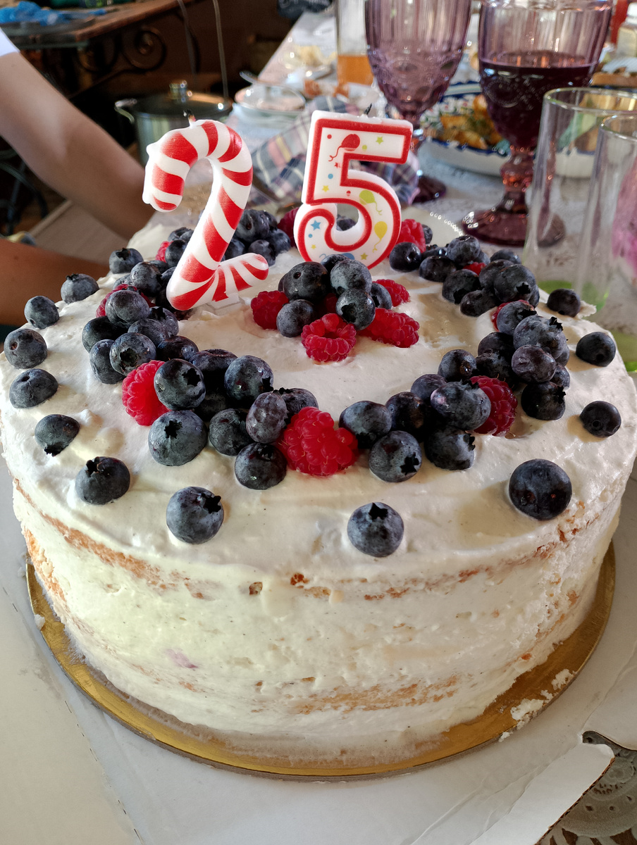 Торт на 25-летие сестренки