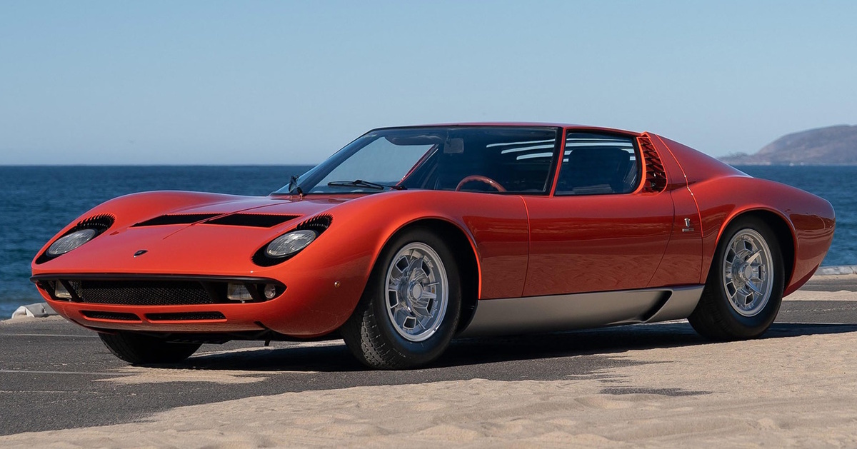 Lamborghini Miura SV