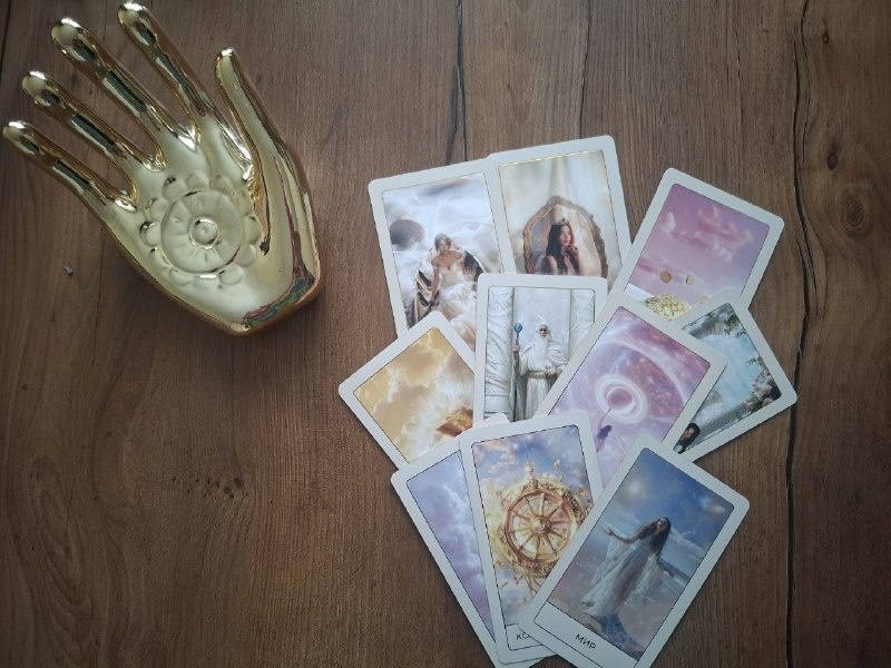 Для личных консультаций 
8-925-630-09-91
(Telegram,What’sApp)  Таро на каждый день телеграмм канал: https://t.me/taro_akson
