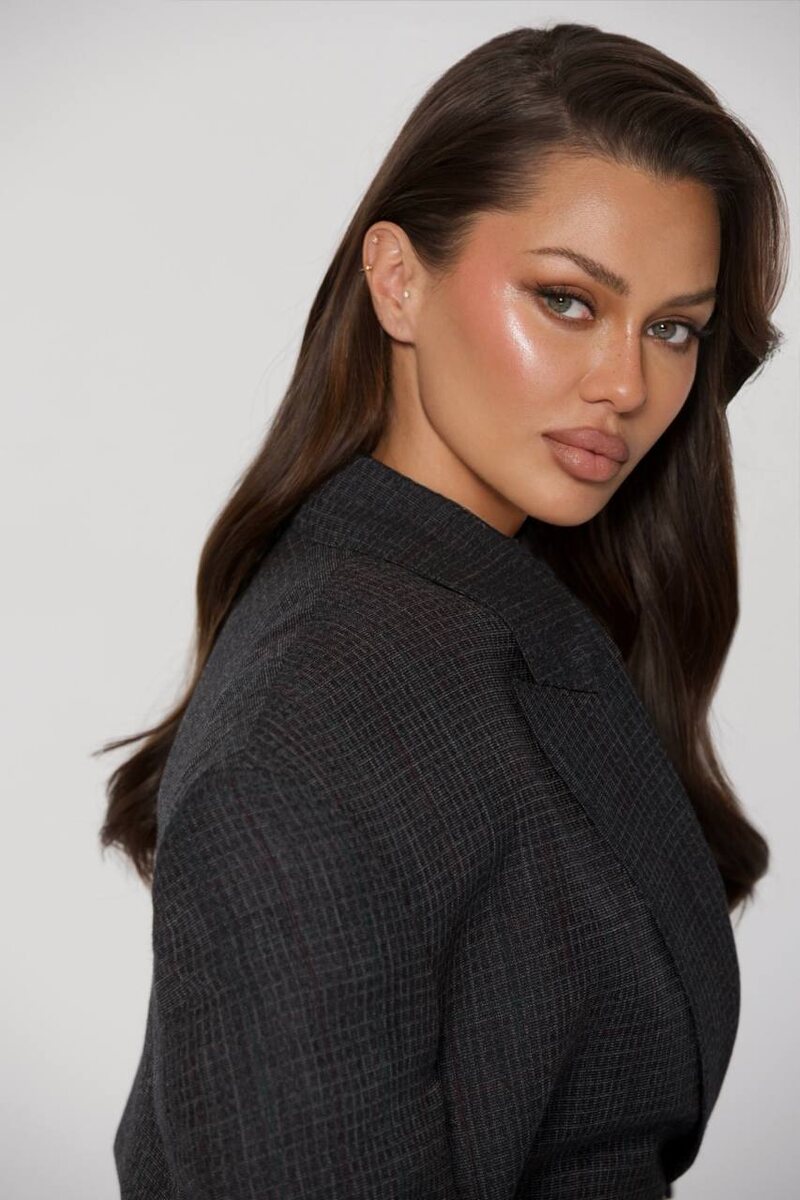 Виктория Боня. Социальные сети