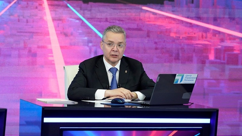    Губернатор Владимиров ответил на вопрос ставропольчанки о судьбе стадиона в Светлограде Фото: Правительство Ставропольского края