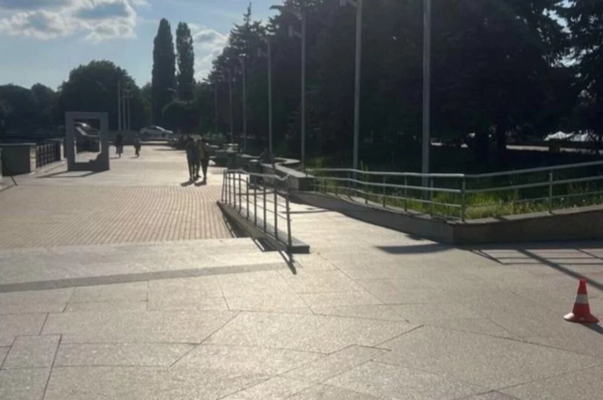    Полиция ищет самокатчика, сбившего ребенка на набережной Трибуца