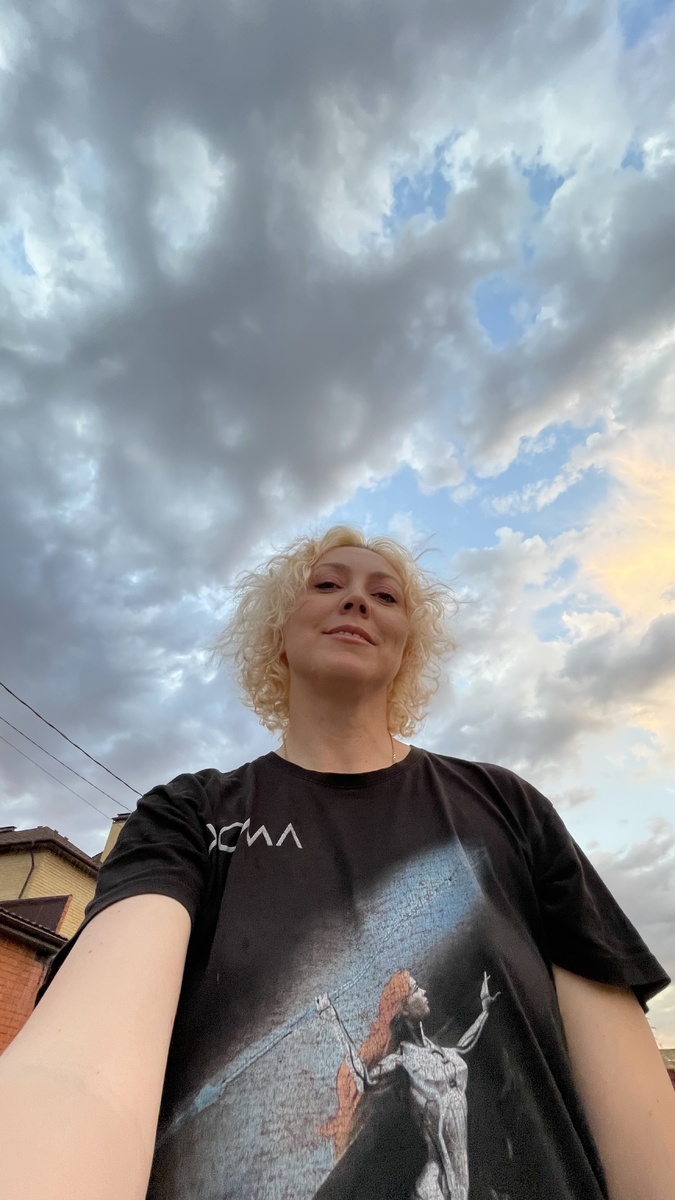 Это я, гуляю по этим самым одинаковым дорогам каждый день