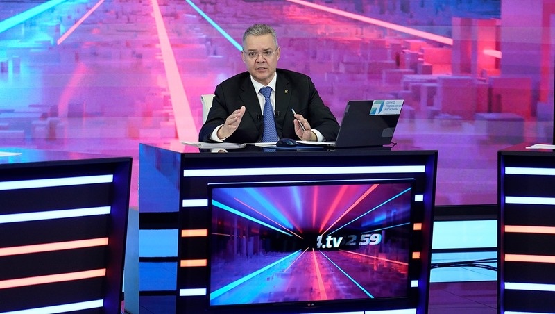    Губернатор Владимир Владимиров поручил разобраться с жалобой ставропольчанки на общественный транспорт в Светлограде Фото: Правительство Ставропольского края