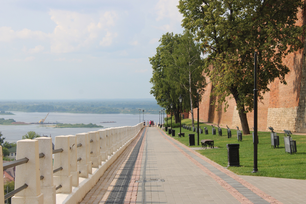 Кремлевский бульвар в Нижнем Новгороде. Фото автора канала
