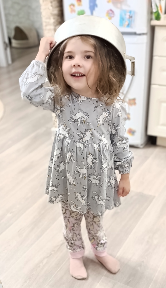 Я иногда тоже стучу себе по головешке 😂 это Элина