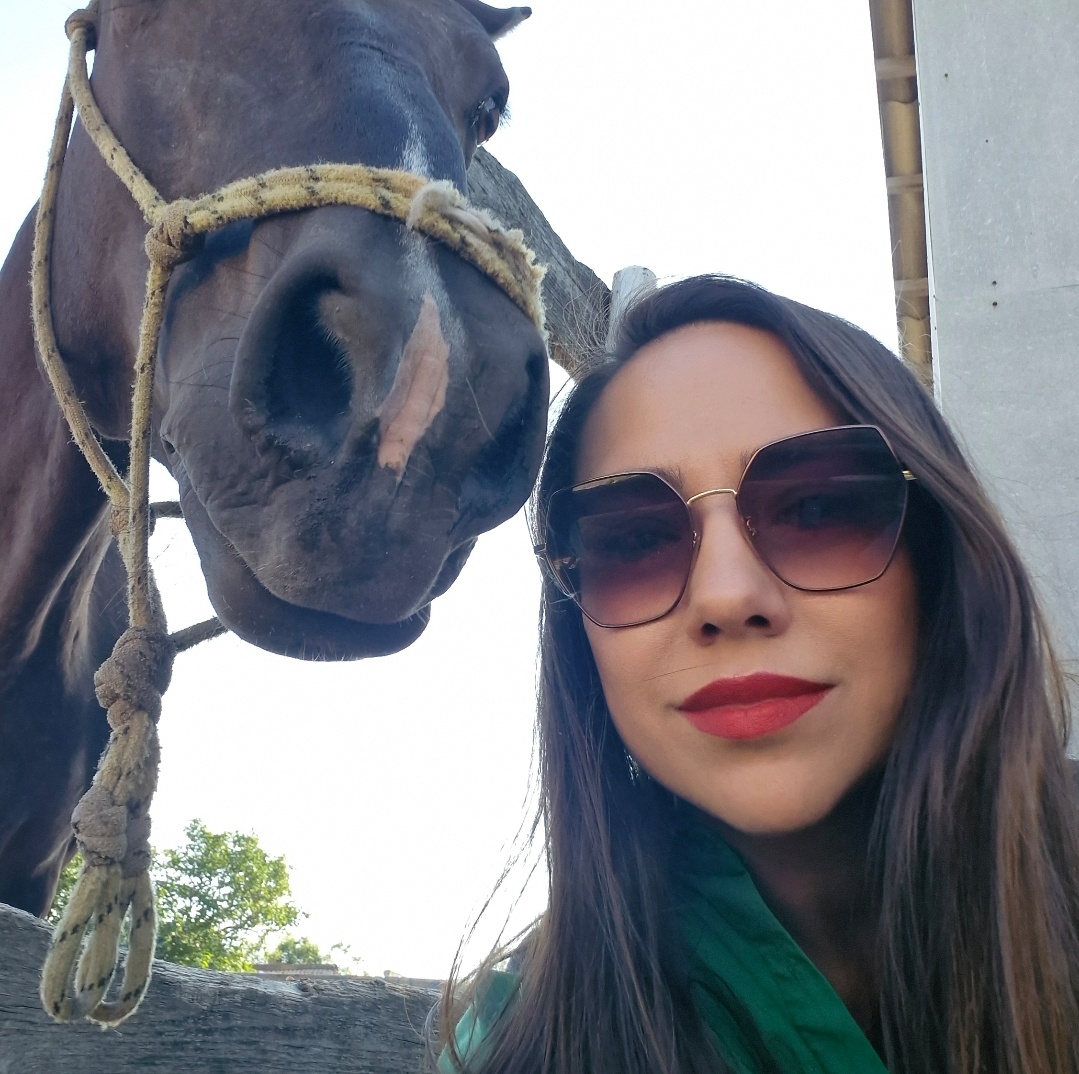 Фоткались тут с подружкой❤️