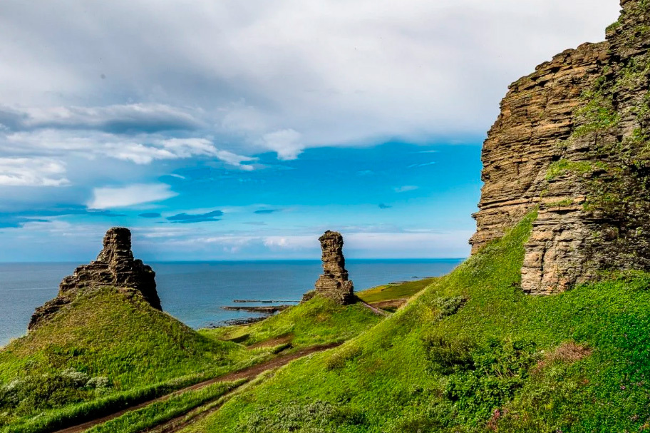 Два брата - полуостров Средний