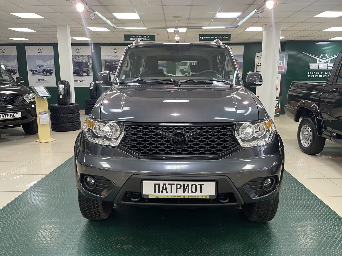 Фото заимствовано - https://auto.ru/cars/new/group/uaz/patriot/21399940/23484502/1127138398-13de5194/