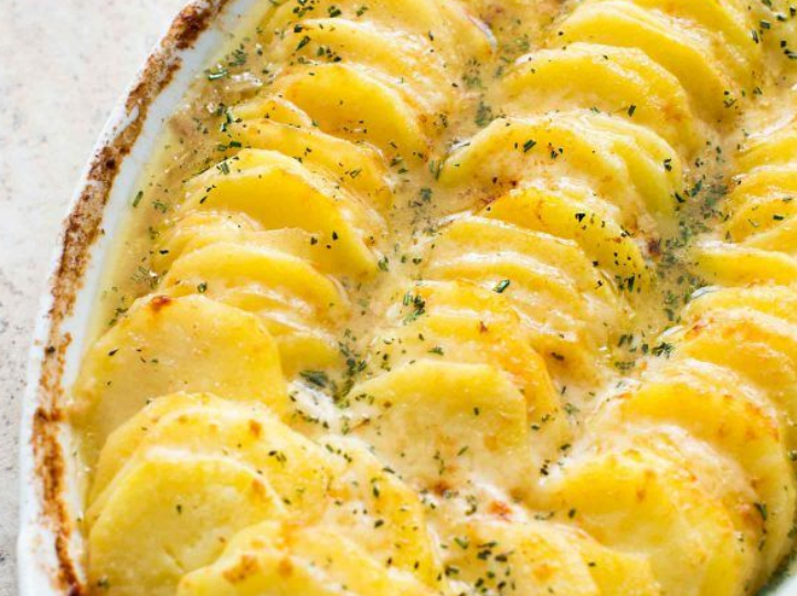 ЗАПЕКАНКА КАРТОФЕЛЬНАЯ С СЫРОМ