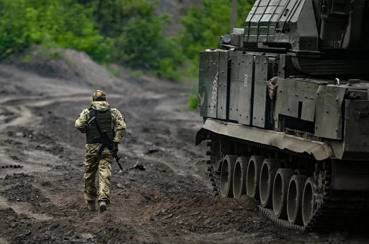    Замкомандира Разиков: в Николаевке местные жители ждали российских солдат