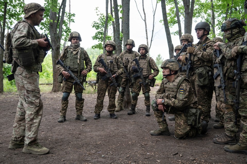    ТАСС: ВСУ перебросили под Сумы спецподразделение ГУР «Ринос груп» с роботами REUTERS