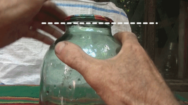 Перед погребом еще раз проверить,+нет ли под крышкой \банкой \протечки .