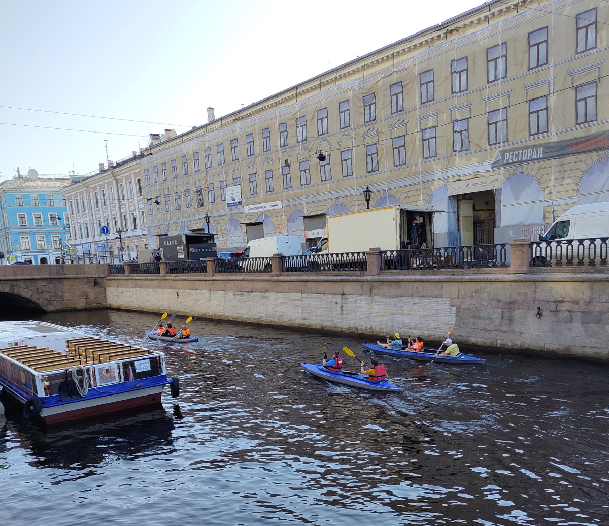 Немного Питера - Канал имени Грибоедова утром, еще до экскурсии
