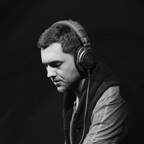     Сегодня 40 лет Леониду Руденко