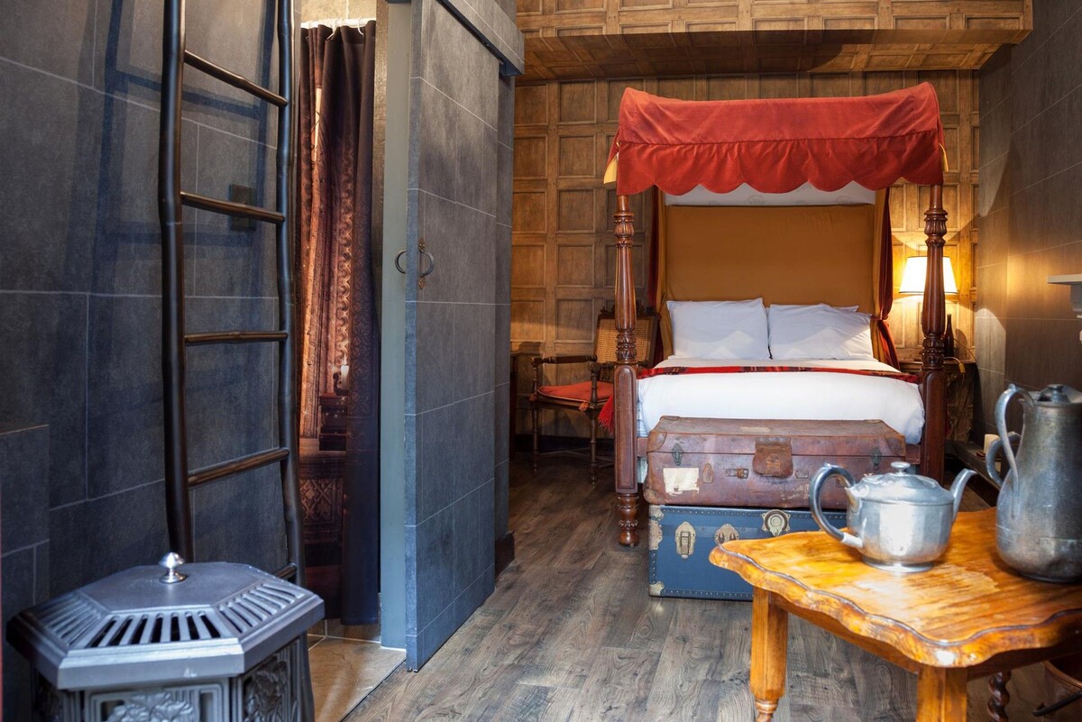 номер в стиле Гарри Поттера