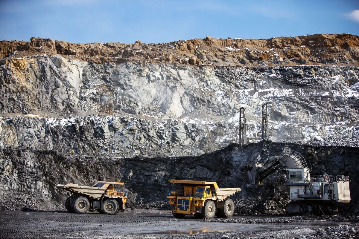 В России запустят беспилотные самосвалы в горно-обогатительных комбинатах (ГОК)