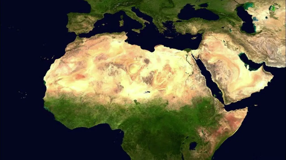 На этом фоне невольно сравниваешь пример жителей этой страны с нами. 