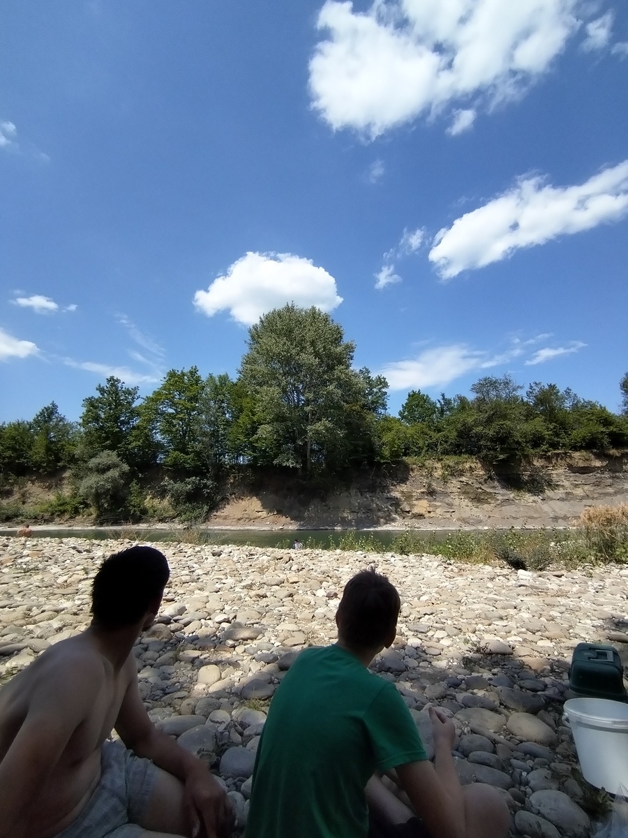 Отдых на речке. 