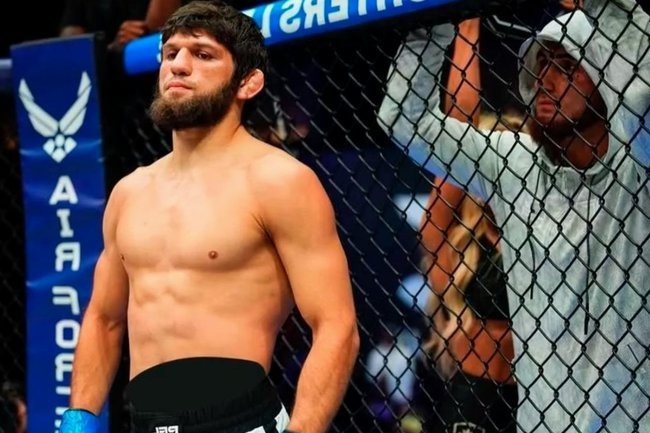    Тимур Хизриев