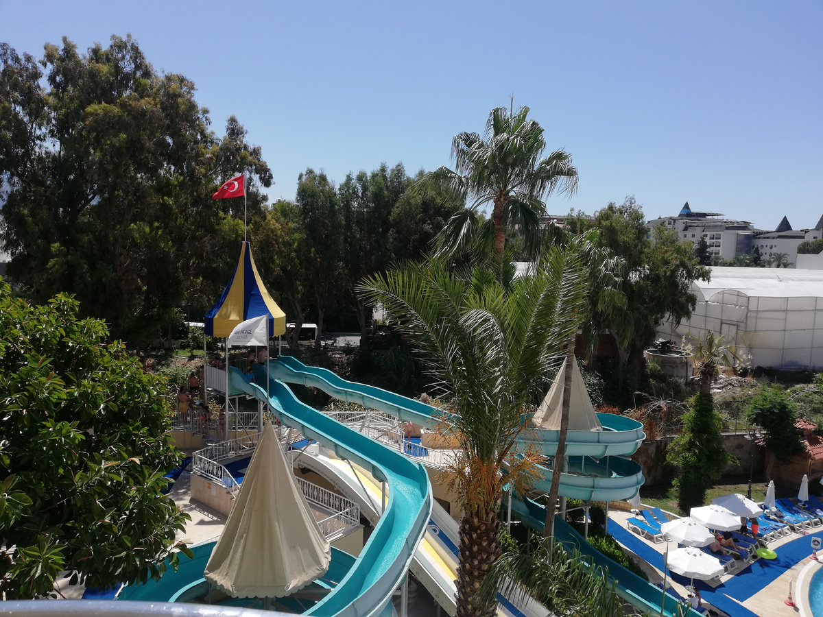 Вид  с балкона