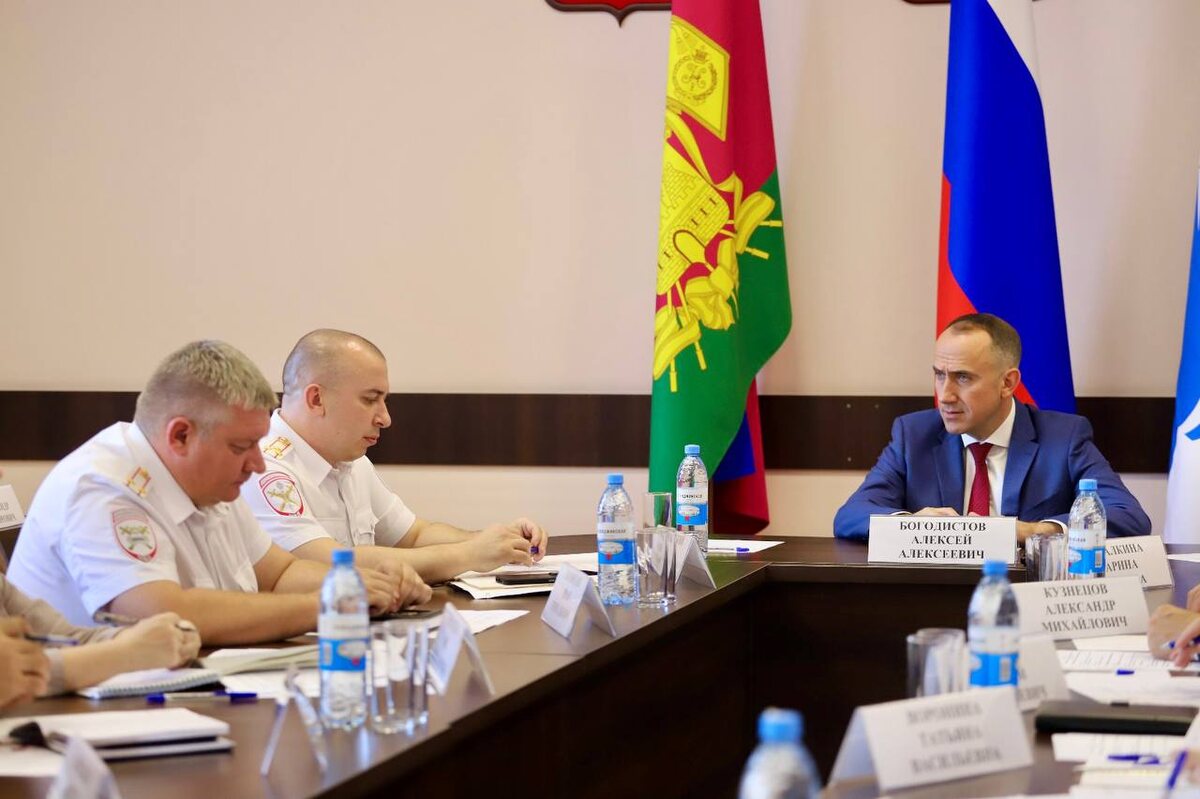    Фото с сайта t.me/BogodistovAA