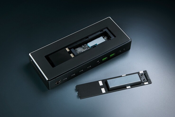    Новая док-станция Razer получила 11 портов и поддерживает три монитора