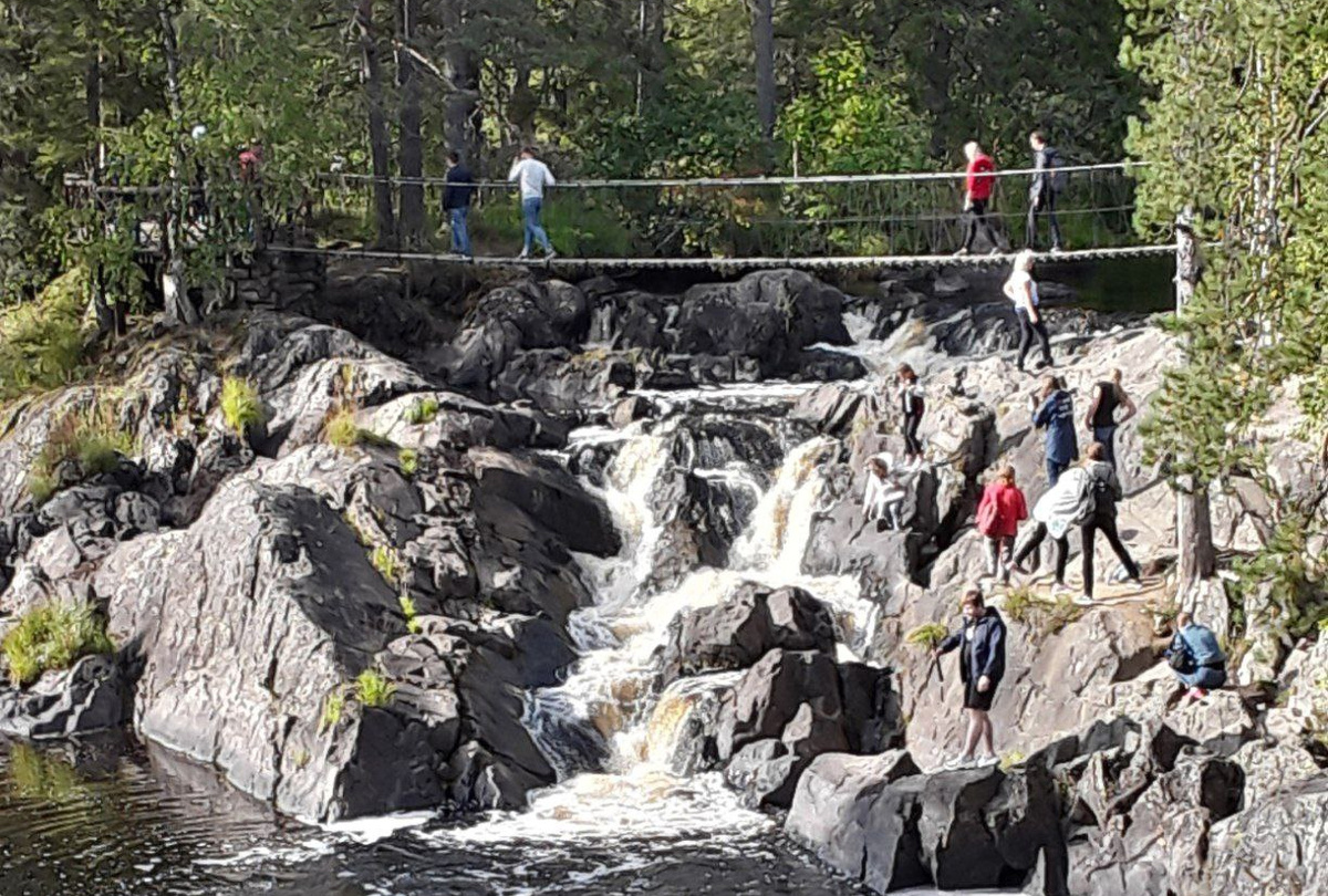 Рускеальские водопады