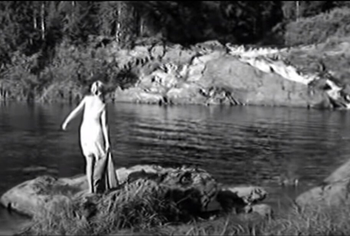 Кадр из фильма "А зори здесь тихие". Источник - https://ic.pics.livejournal.com/arctus/61667372/285021/285021_original.jpg