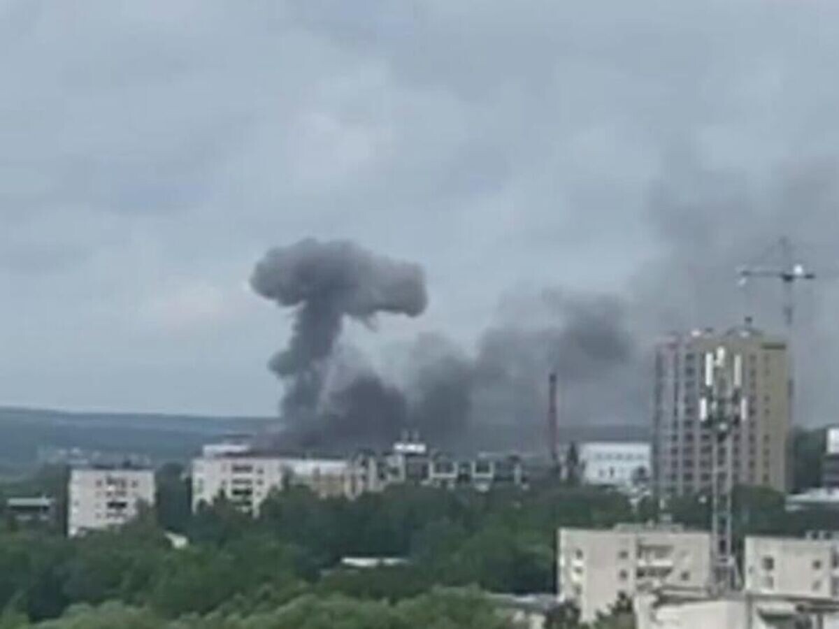    Пожар после падения БПЛА в Ижевске. Кадр видео из соцсетей