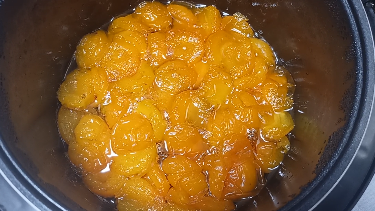 Варка абрикосов