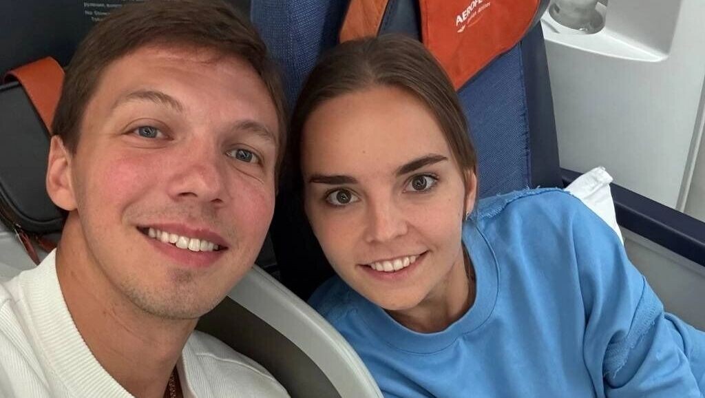     Источник: Telegram-канал «Arina and Dina Averins»