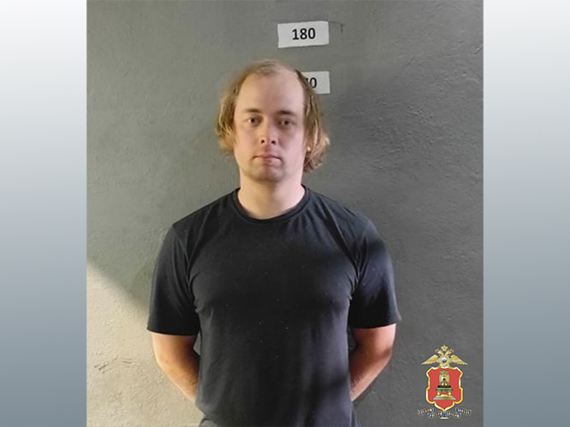 Водитель, сбивший трех людей на трассе в Тверской области, установлен и задержан