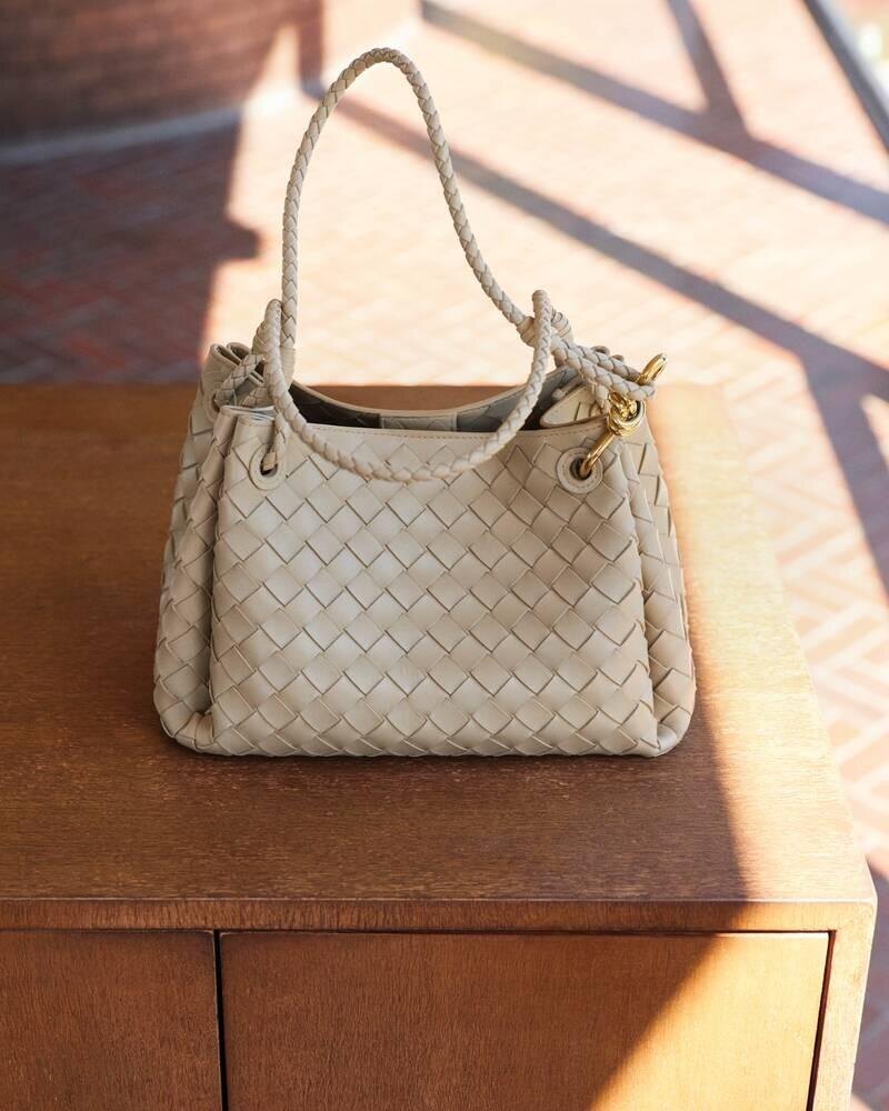    Bottega Veneta Parachute (@newbottega)