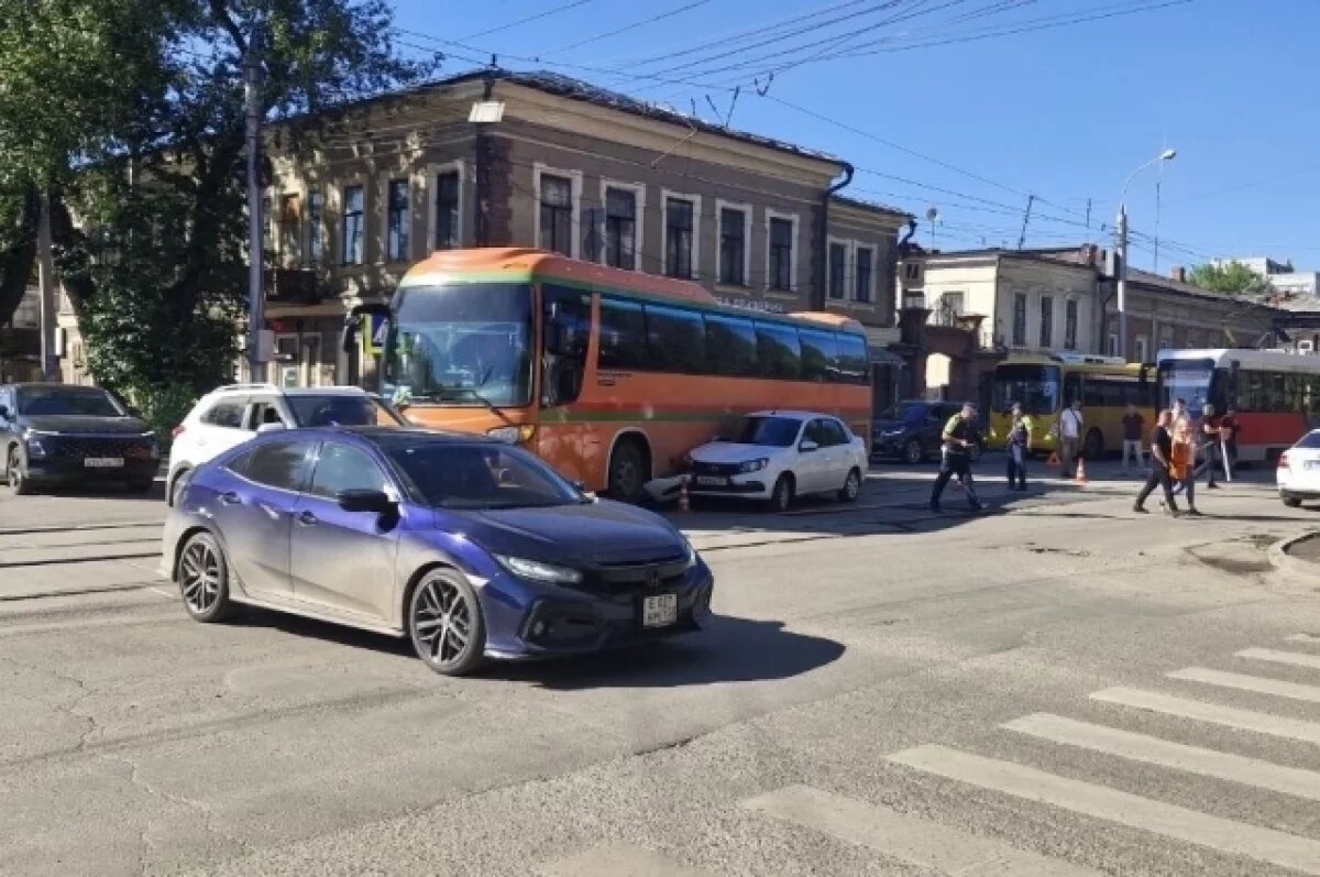    Трамваи встали из-за ДТП на улице Тимирязева в Иркутске