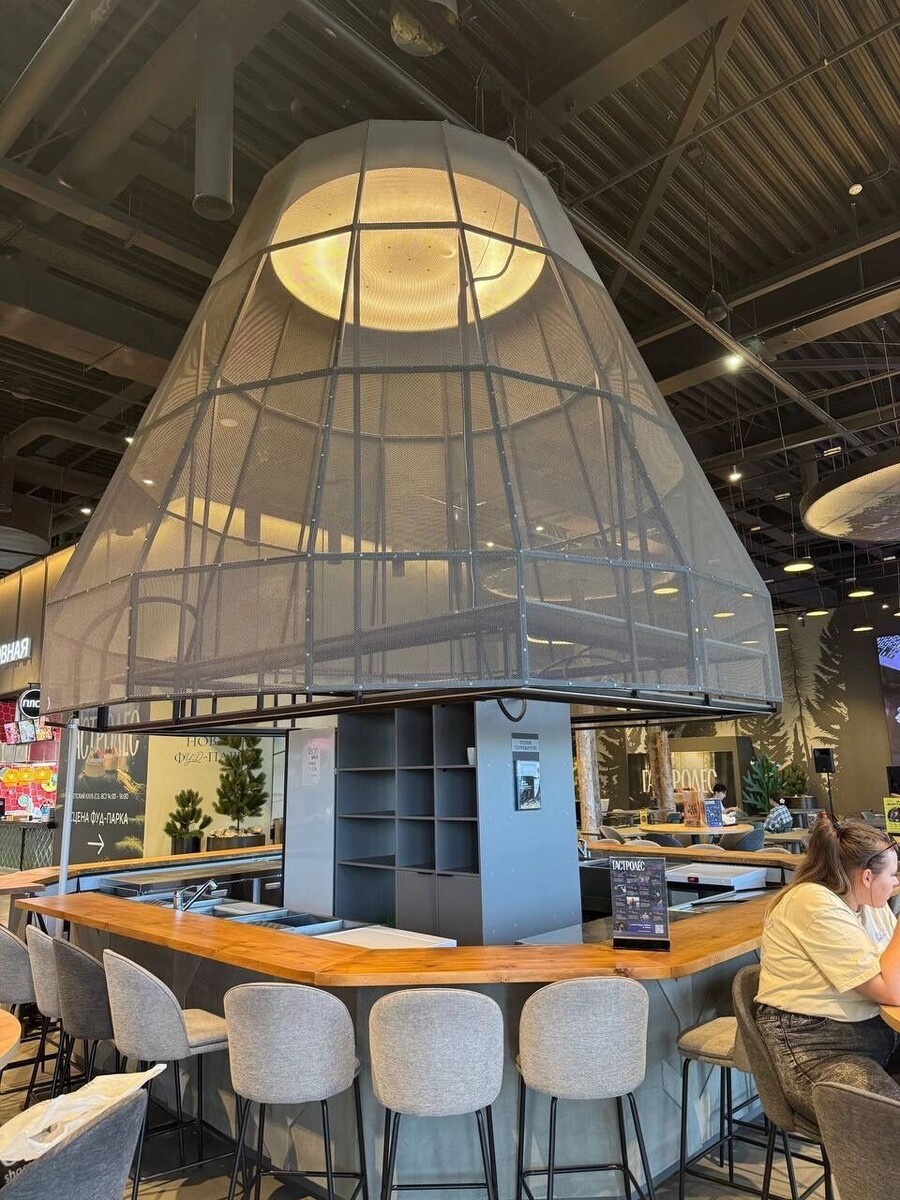     Источник: «Бал дебютанток», t.me