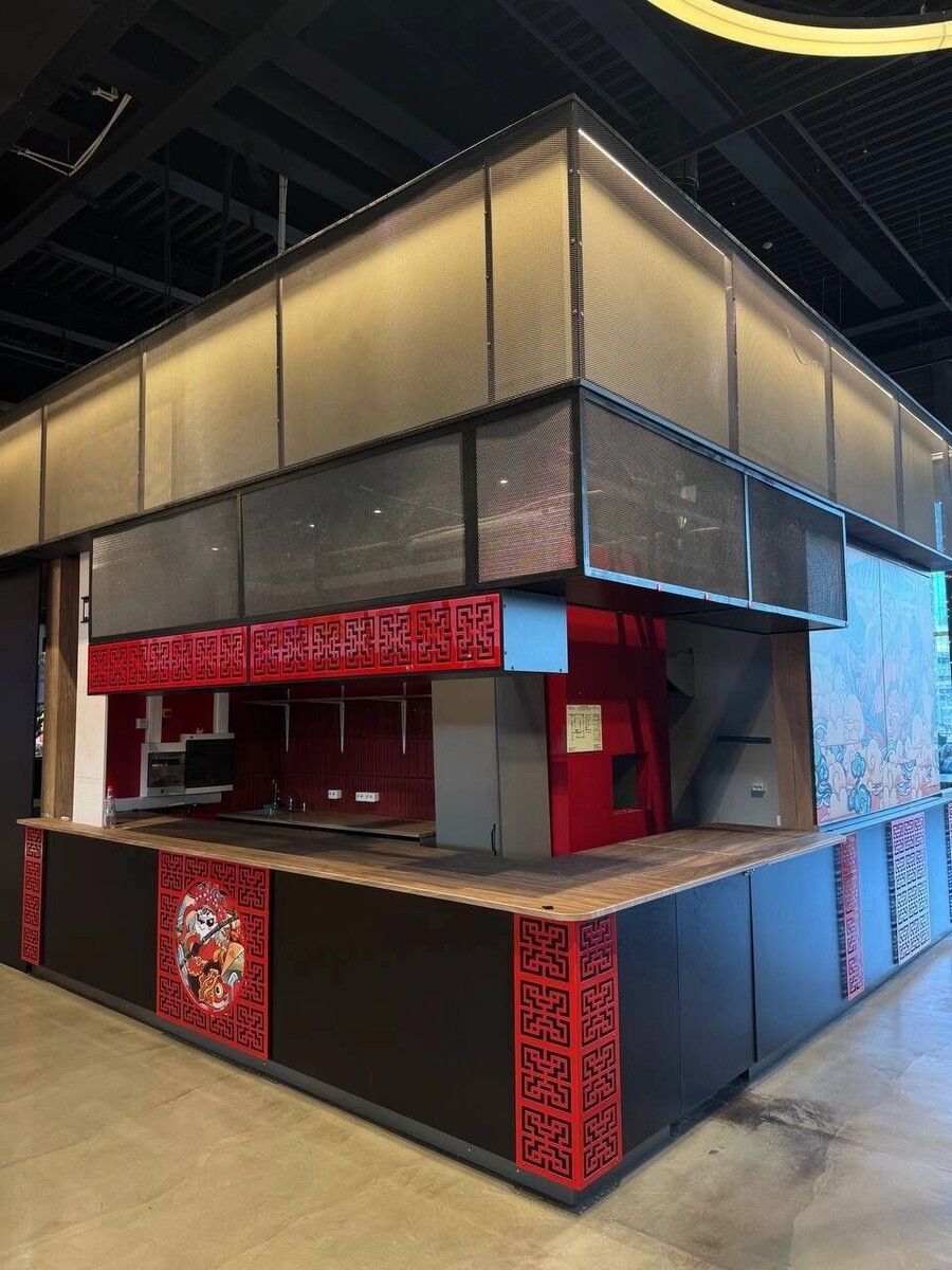     Источник: «Бал дебютанток», t.me