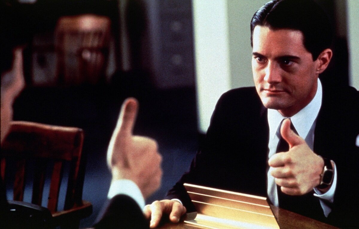 Кадр из фильма «Твин Пикс: Сквозь огонь» / Kion