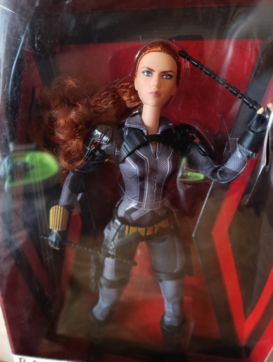 Barbie Black widow 