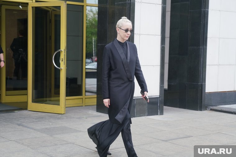 Дочь режиссера Дарья Мороз выступила с трогательной речью во время церемонии. Фото: Вячеслав Немышев © URA.RU