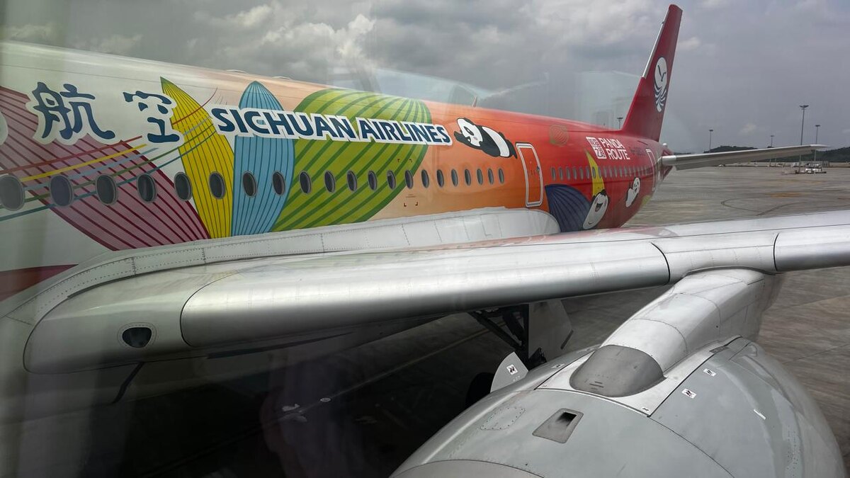 Красавец Airbus A350-500 Sichuan Airlines