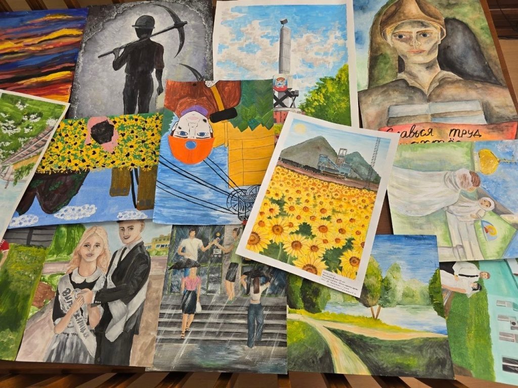 Листайте вправо, чтобы увидеть больше изображений