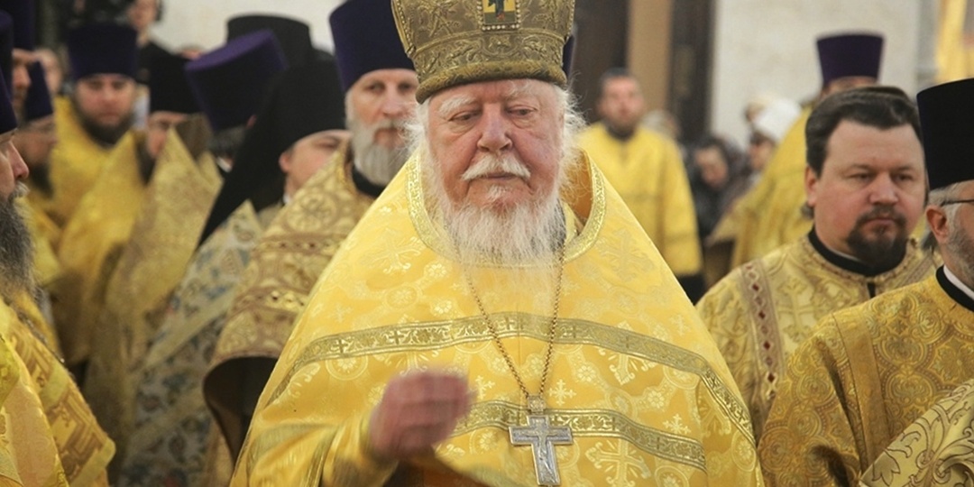 Если человеку дать больше денег, то он начнёт переживать о чём-то о другом. Объясняет священник