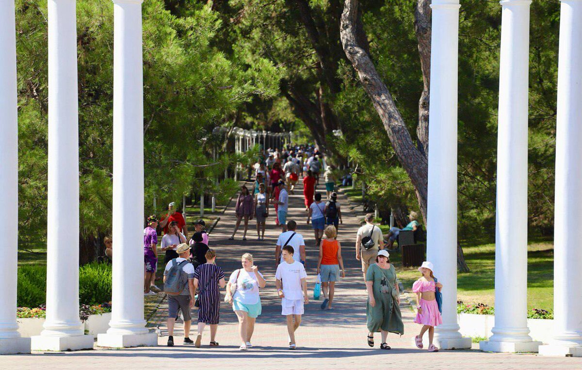 Фото прсесс-службы администрации Геленджика