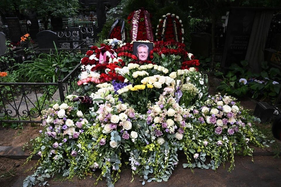 Могила Юрия Мороза