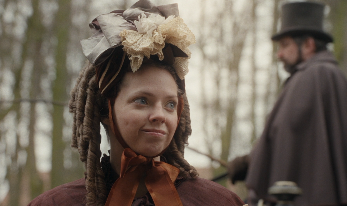 Кадр из фильма "Гадкая сестра"