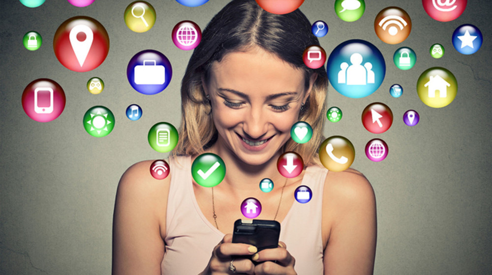    Сторис, которые вернулись: как прошлое накрывает современность