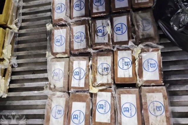    Как в Петербурге нашли бананы, напичканные кокаином на 12 млрд рублей?