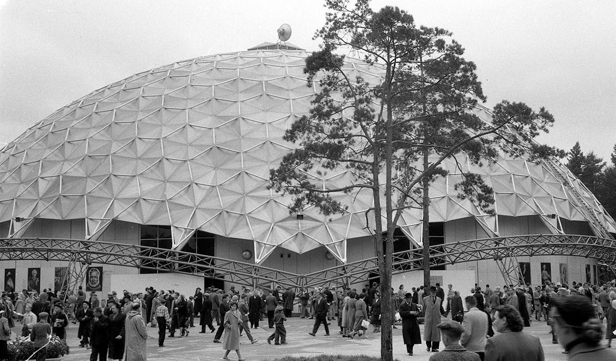 Геодезический купол-павильон инженера Фуллера на Американской выставке, Сокольники, 1959 год